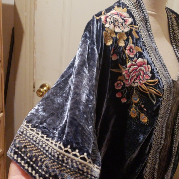 Nwt Johnny Was embroidered Velvet Kimono size L - Picture 6 of 8